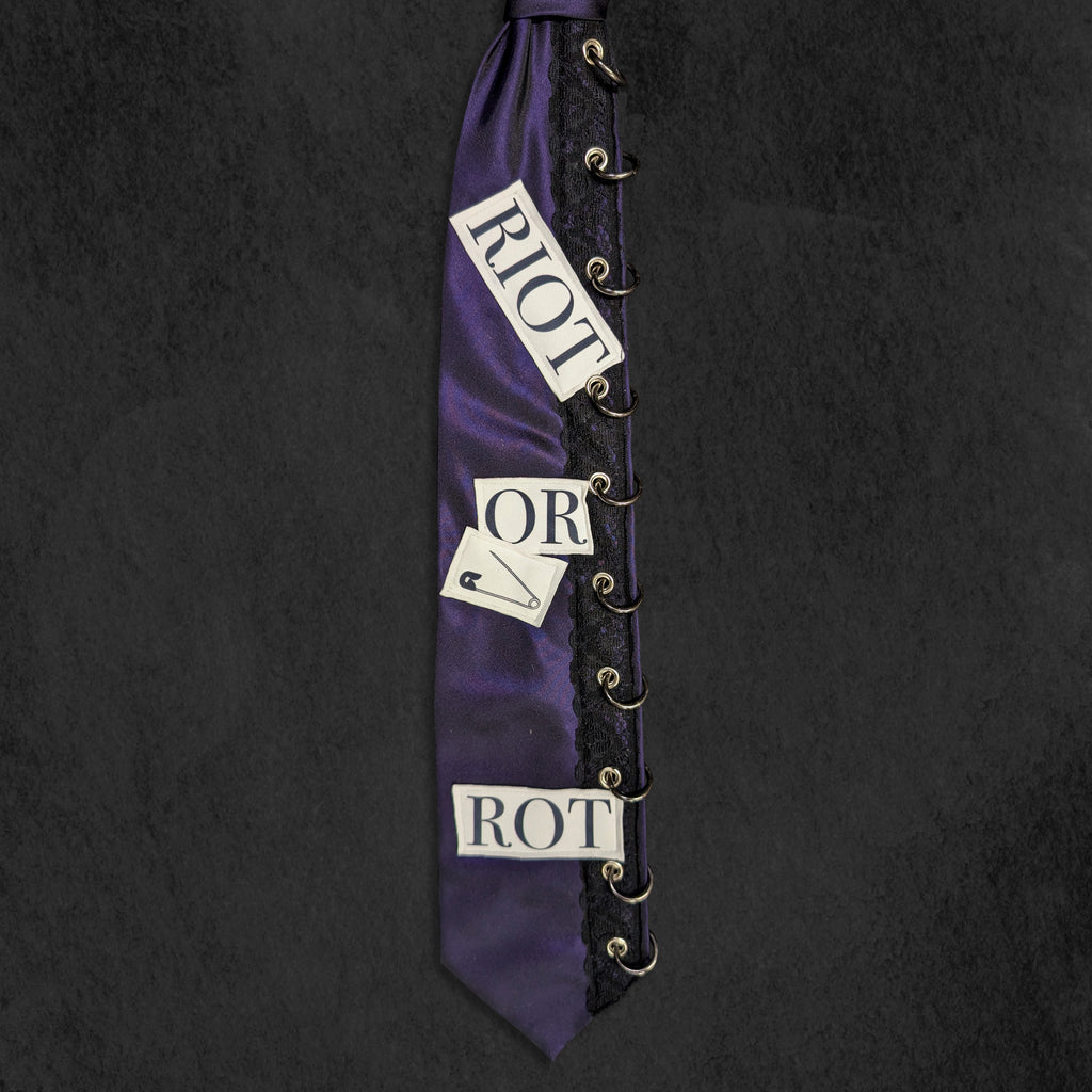 Ring Me and Rot Tie