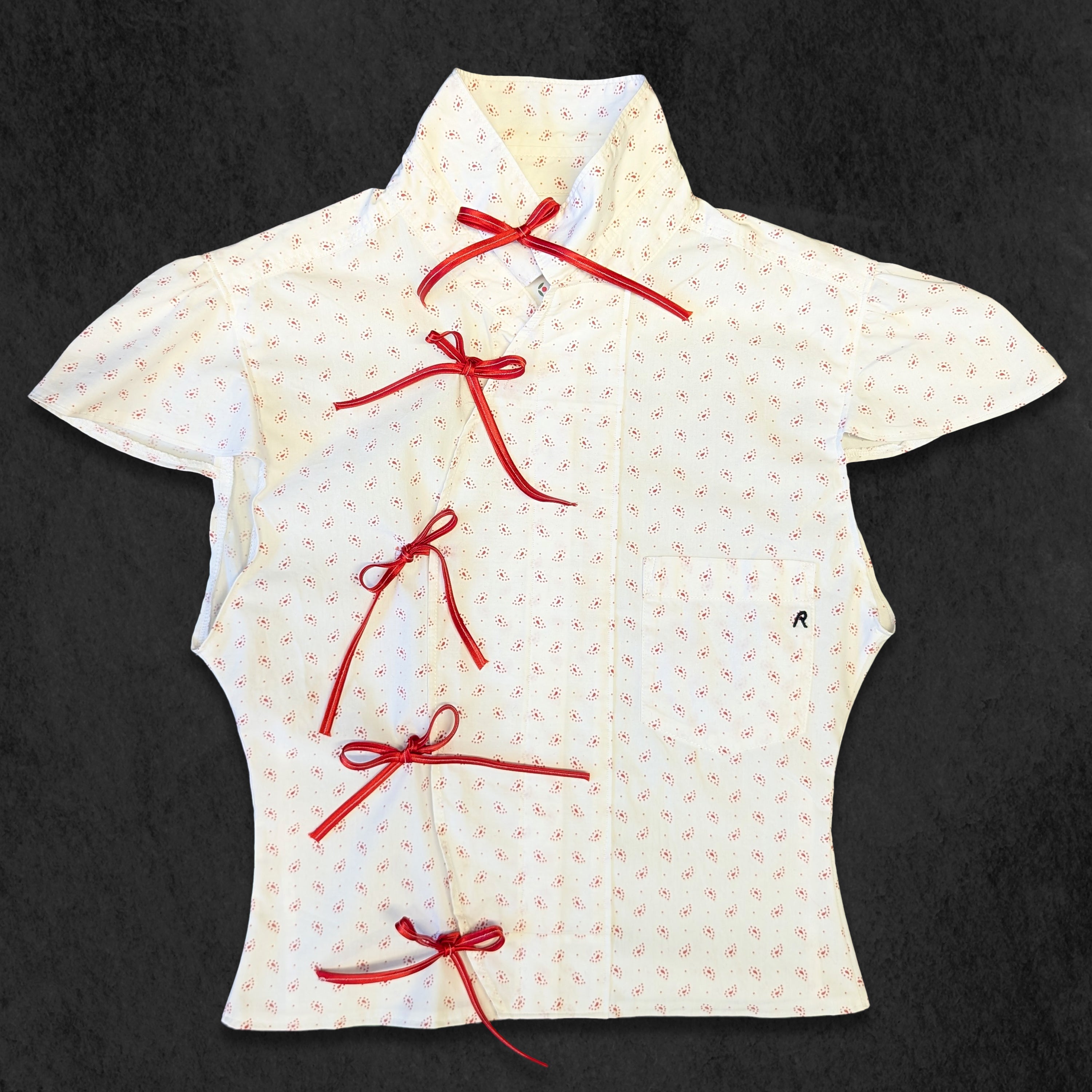 R Shirt
