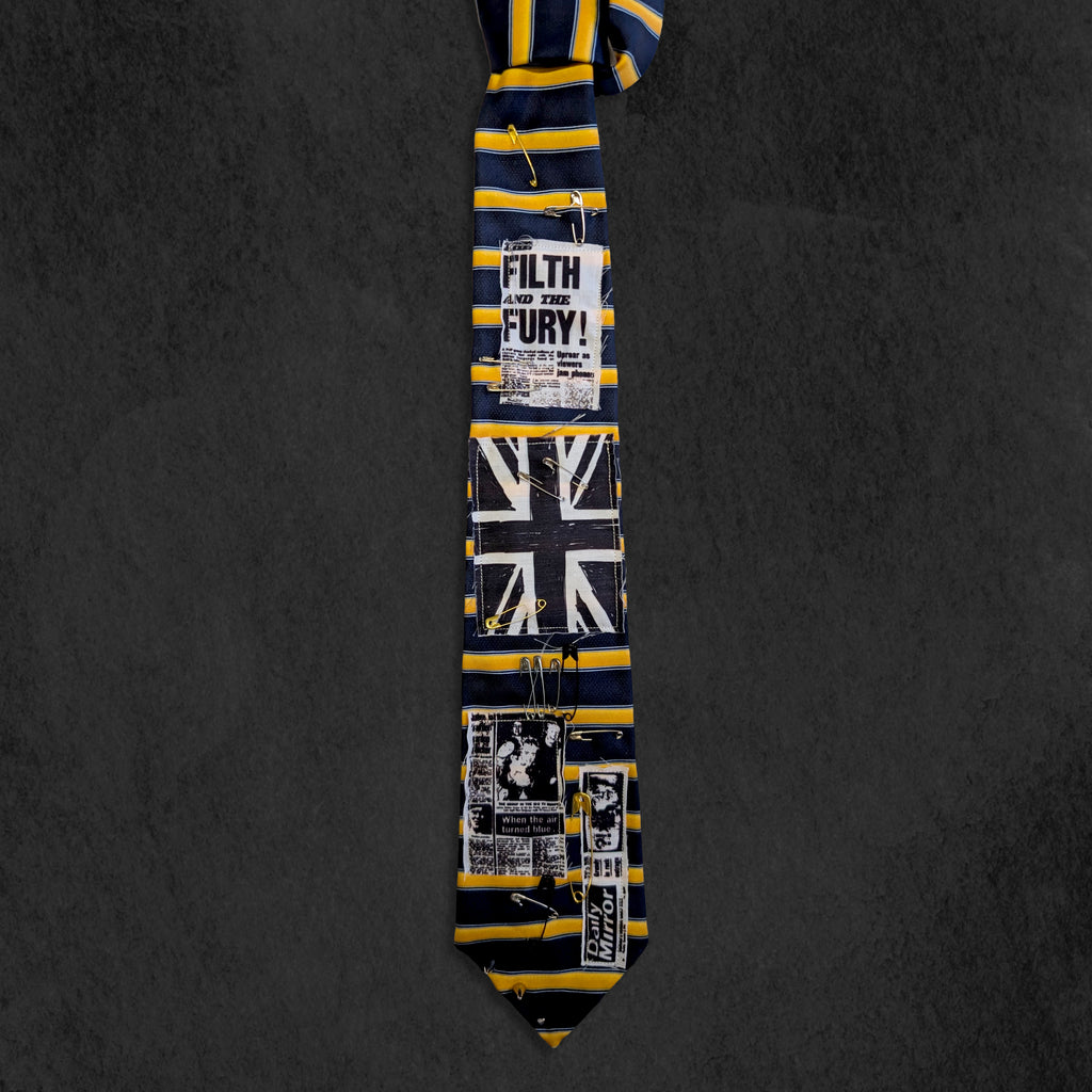 Bee Tie